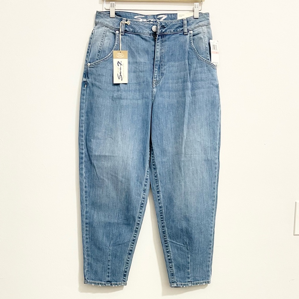 NWT! SEVEN7 High Rise Taper Jeans!